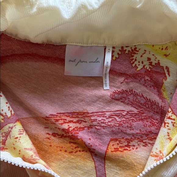 SET- Out from Under Surfside Quarter Zip Cropped Hoodie & Printed Pants, Size M - Picture 4 of 13